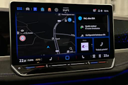 valkoinen Volkswagen Passat 2025 kuva 16.
