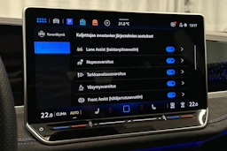 valkoinen Volkswagen Passat 2025 kuva 25.