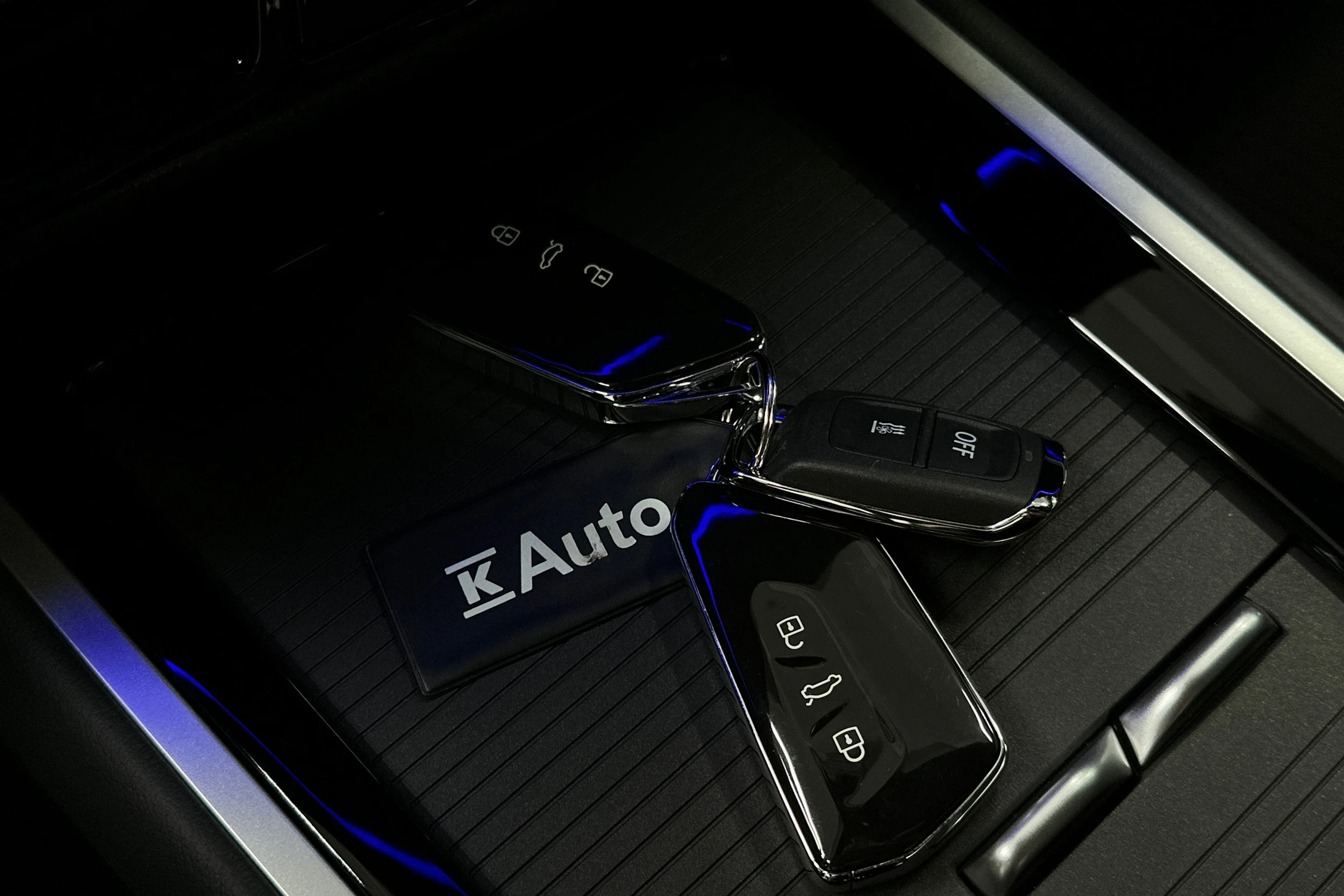 valkoinen Volkswagen Passat 2025 kuva 39.