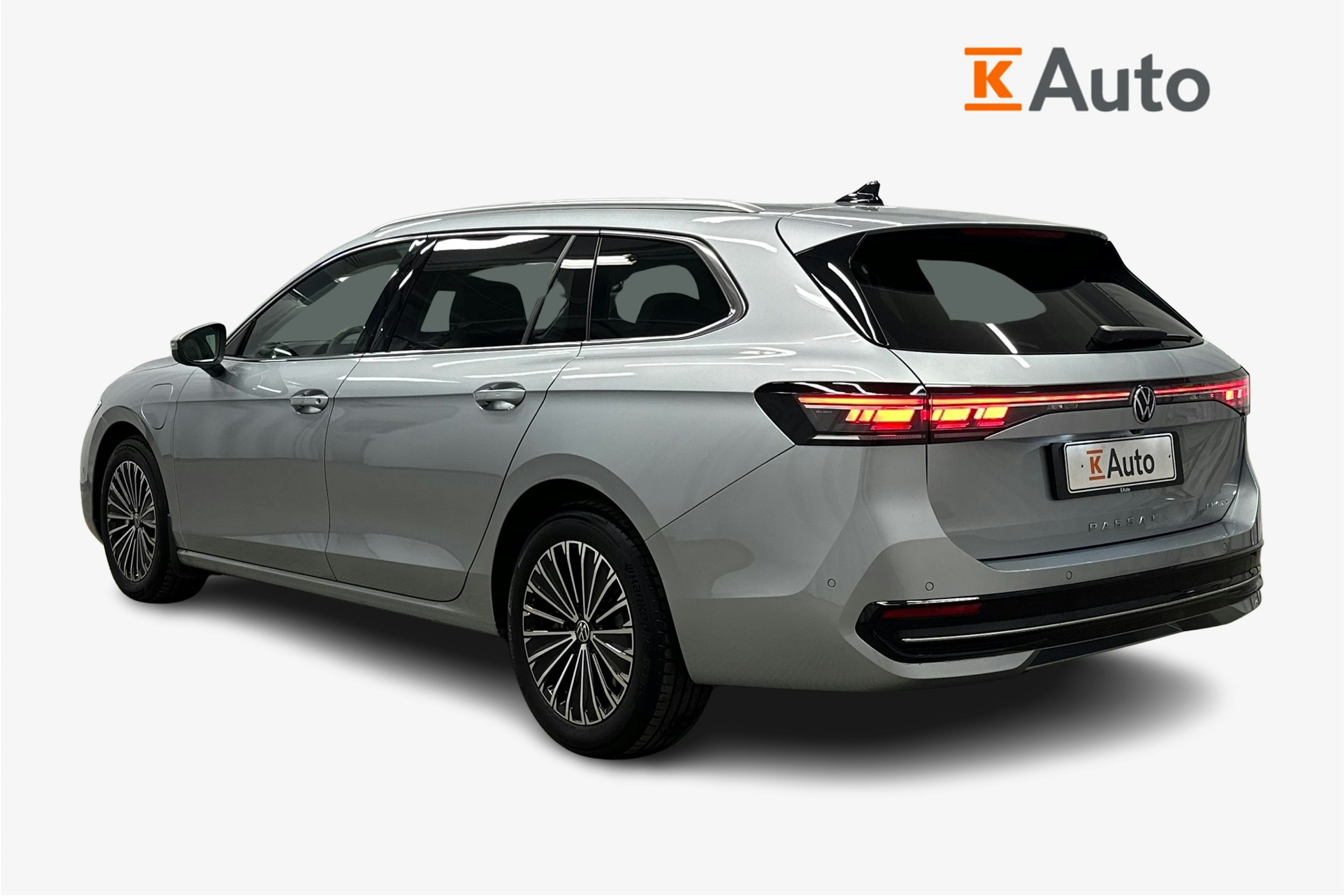 hopea Volkswagen Passat 2025 kuva 2.