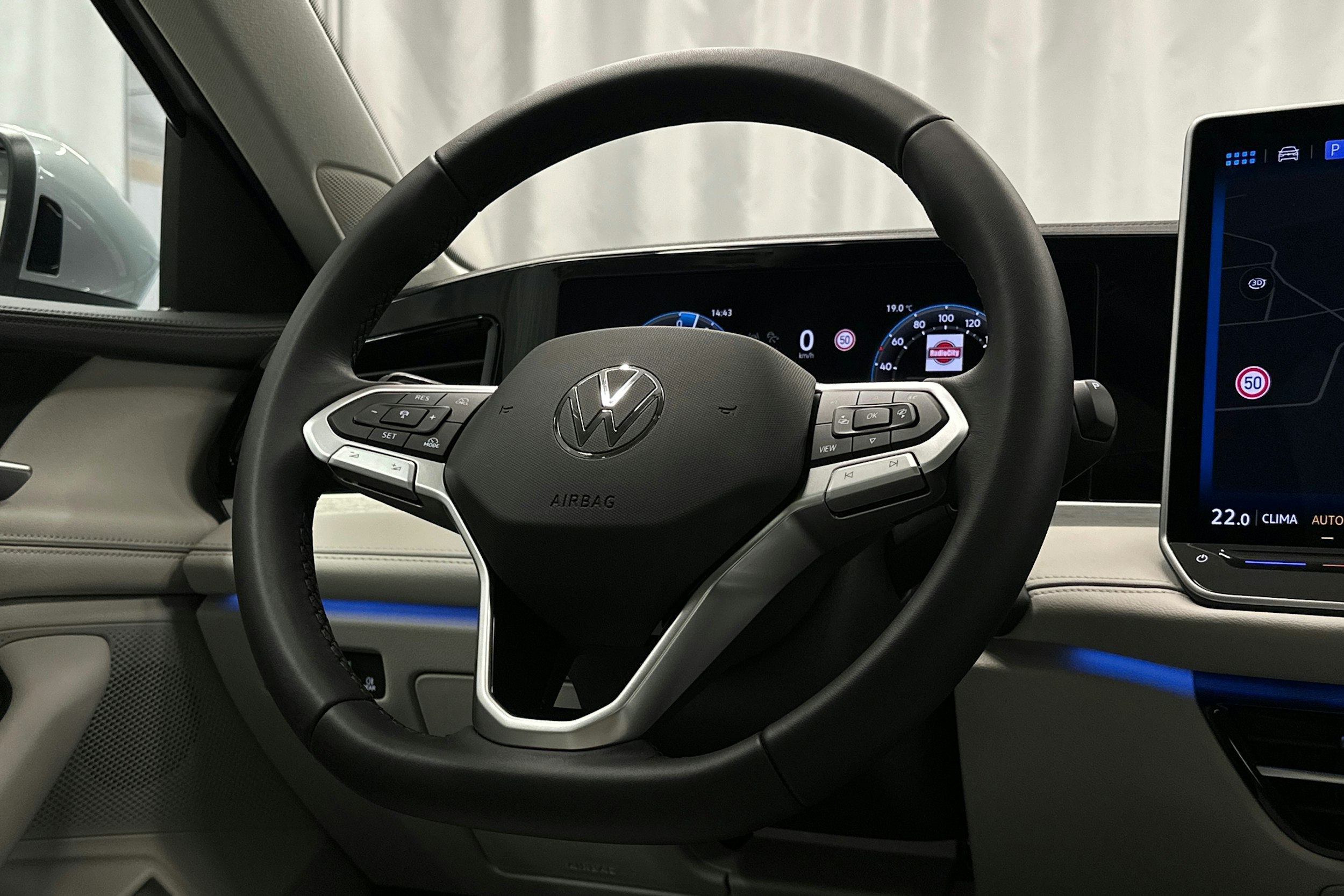 hopea Volkswagen Passat 2025 kuva 19.