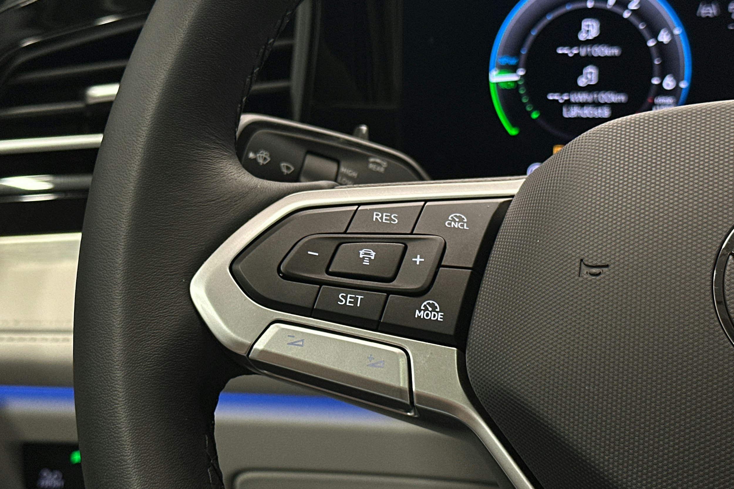 hopea Volkswagen Passat 2025 kuva 20.