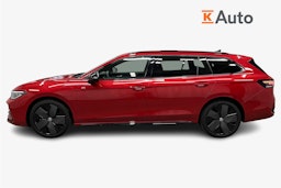 punainen Volkswagen Passat 2025 kuva 6.