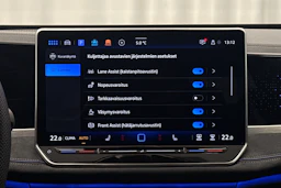 valkoinen Volkswagen Passat 2025 kuva 16.