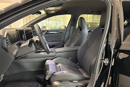 musta Volkswagen Passat 2025 kuva 11.