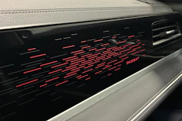 harmaa Volkswagen Passat 2025 kuva 28.