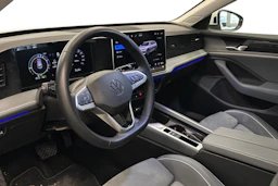 valkoinen Volkswagen Passat 2025 kuva 3.