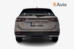 harmaa Volkswagen Passat 2025 kuva 3.