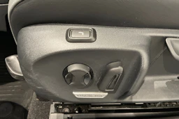 Harmaa Volkswagen PASSAT 2025 kuva 15.