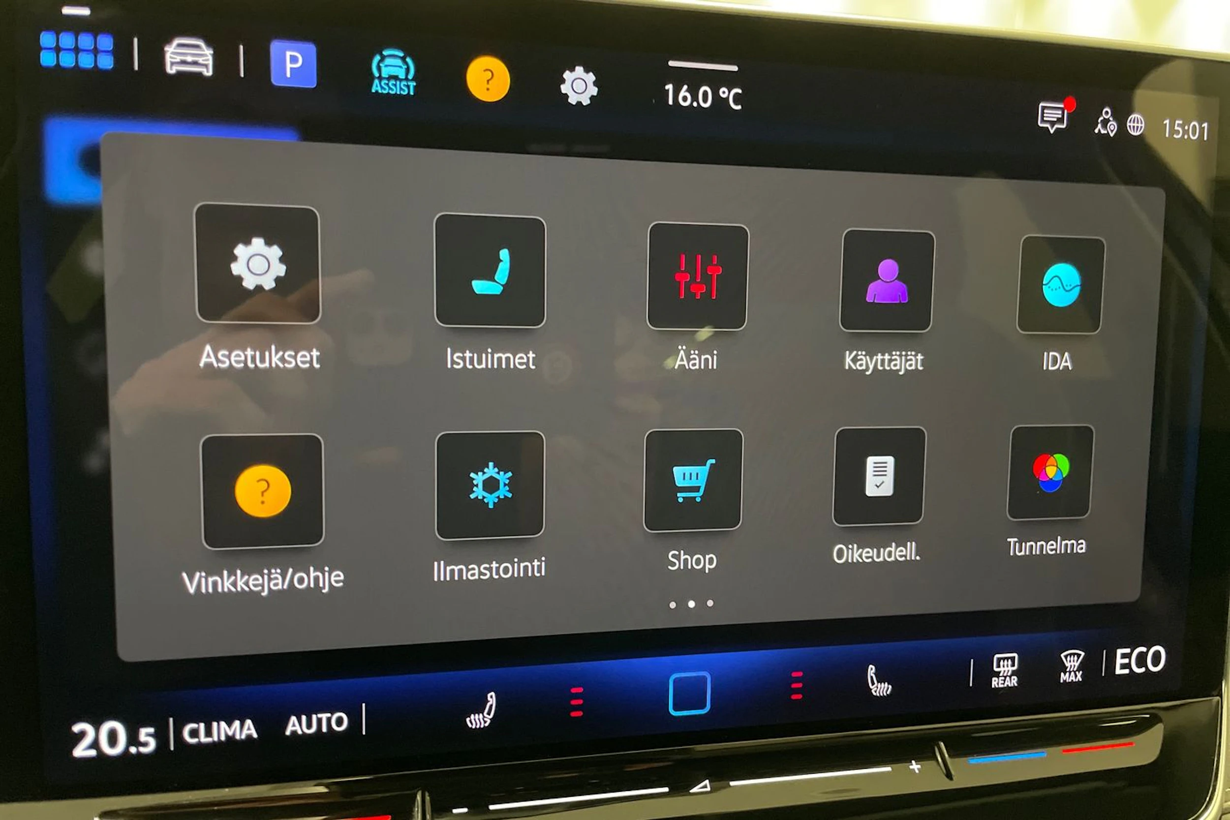 Harmaa Volkswagen PASSAT 2025 kuva 17.