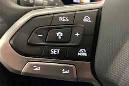 Harmaa Volkswagen PASSAT 2025 kuva 23.
