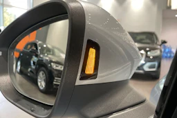 Harmaa Volkswagen PASSAT 2025 kuva 27.