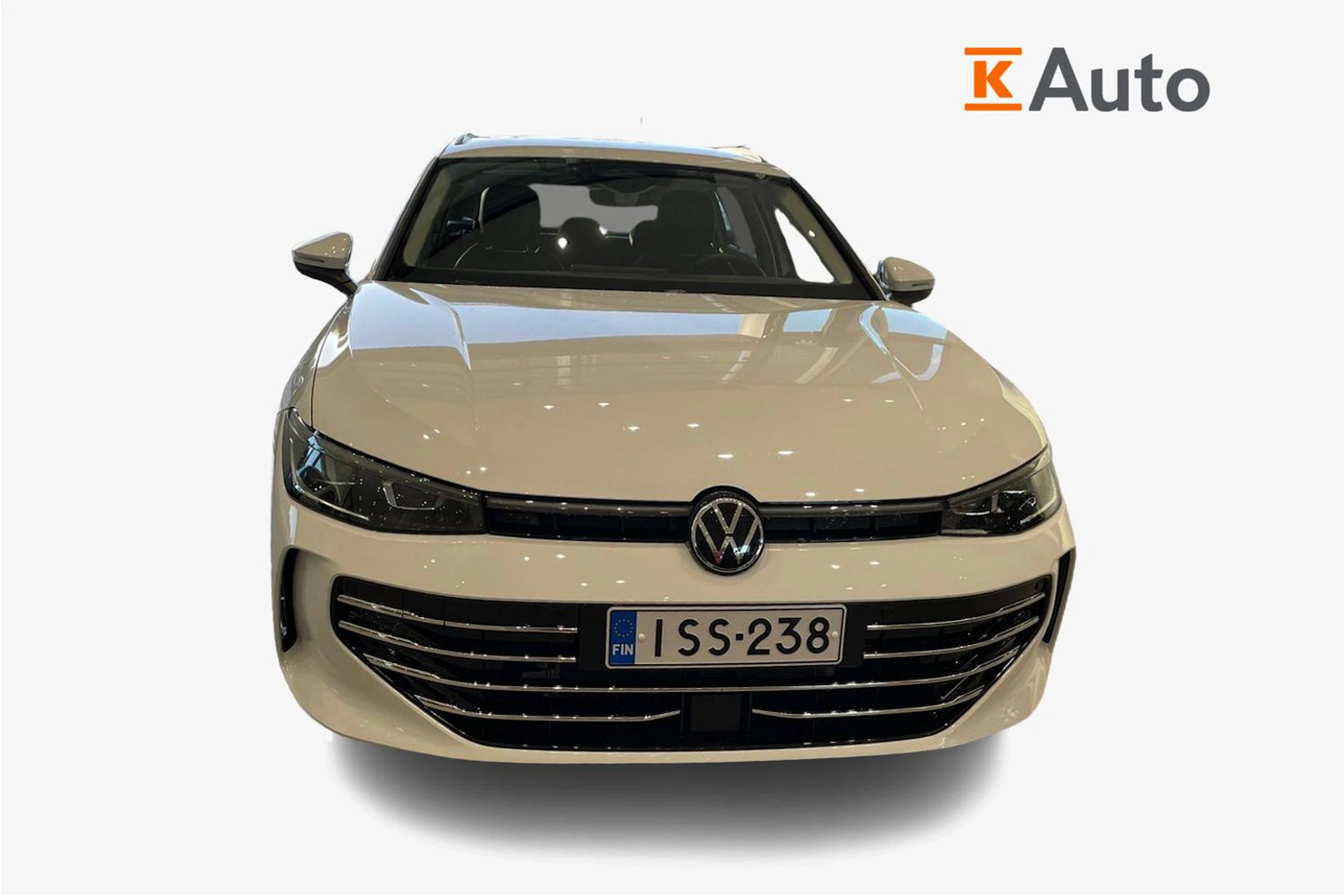 valkoinen Volkswagen Passat 2025 kuva 4.
