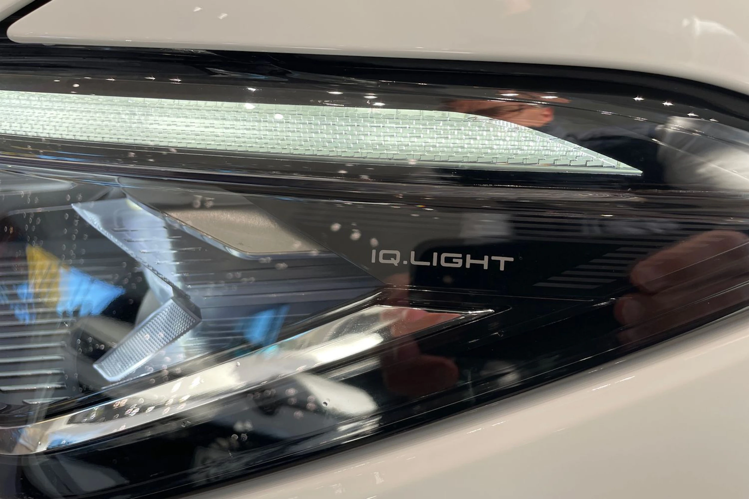 valkoinen Volkswagen Passat 2025 kuva 11.