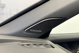 valkoinen Volkswagen Passat 2025 kuva 24.