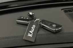 harmaa Volkswagen Passat 2025 kuva 34.