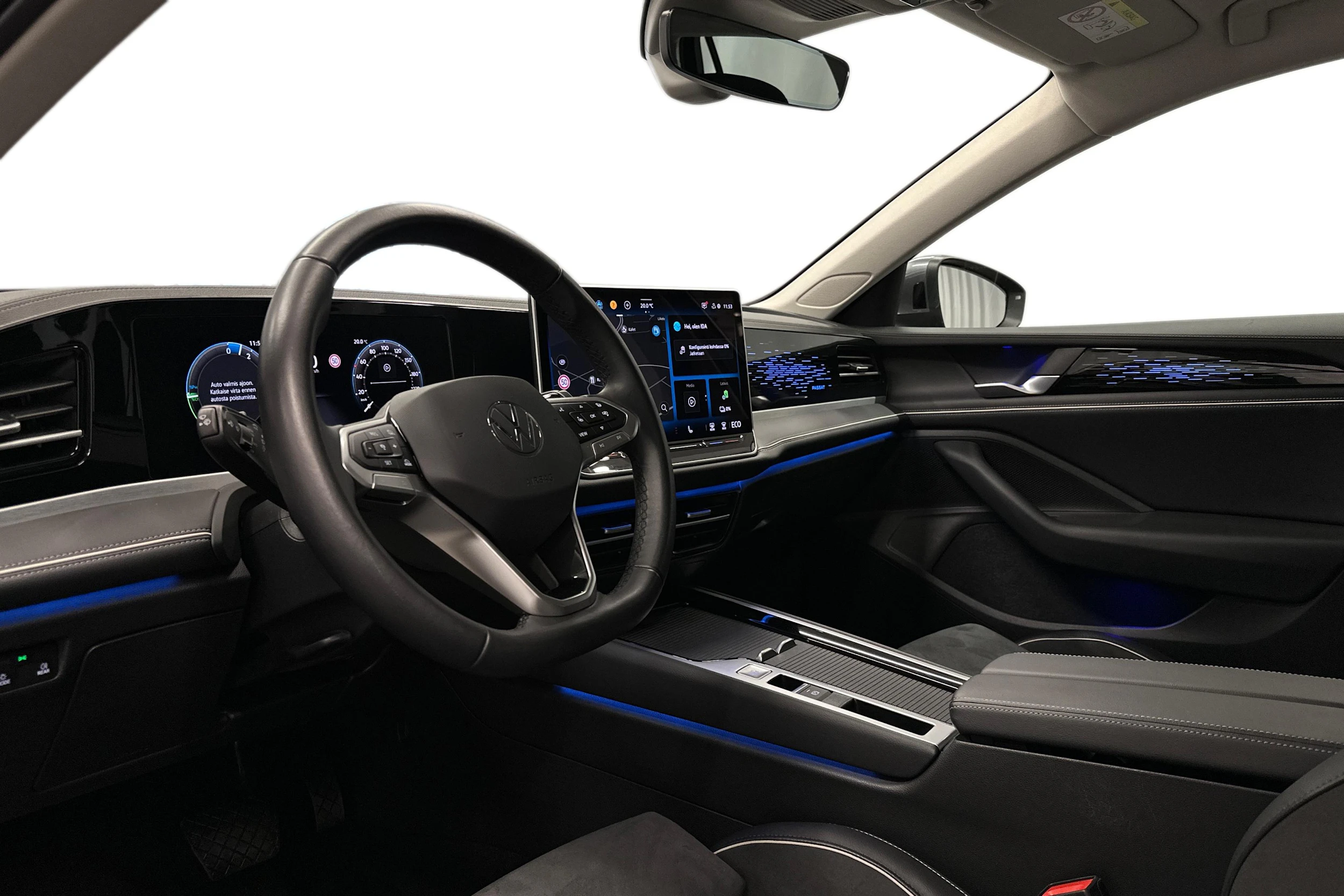 harmaa Volkswagen Passat 2025 kuva 8.