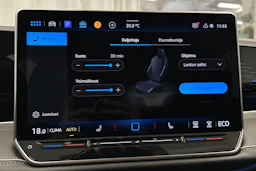 harmaa Volkswagen Passat 2025 kuva 29.