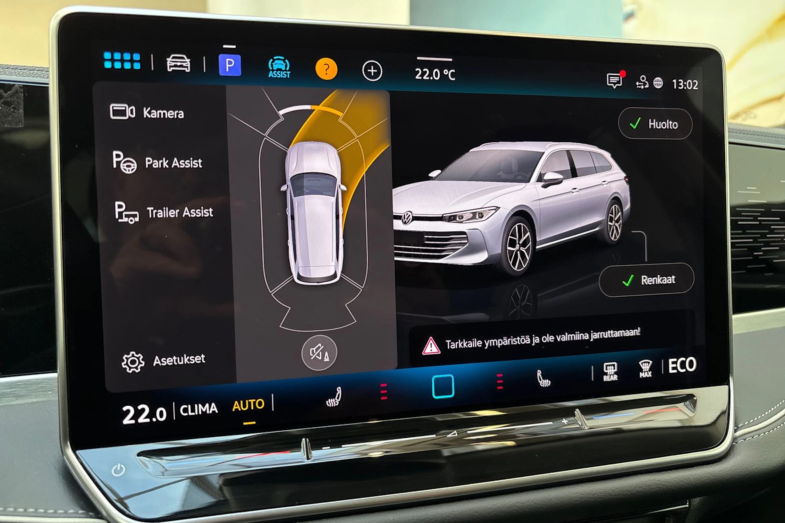 punainen Volkswagen Passat 2025 kuva 26.