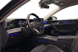 musta Volkswagen Passat 2025 kuva 8.