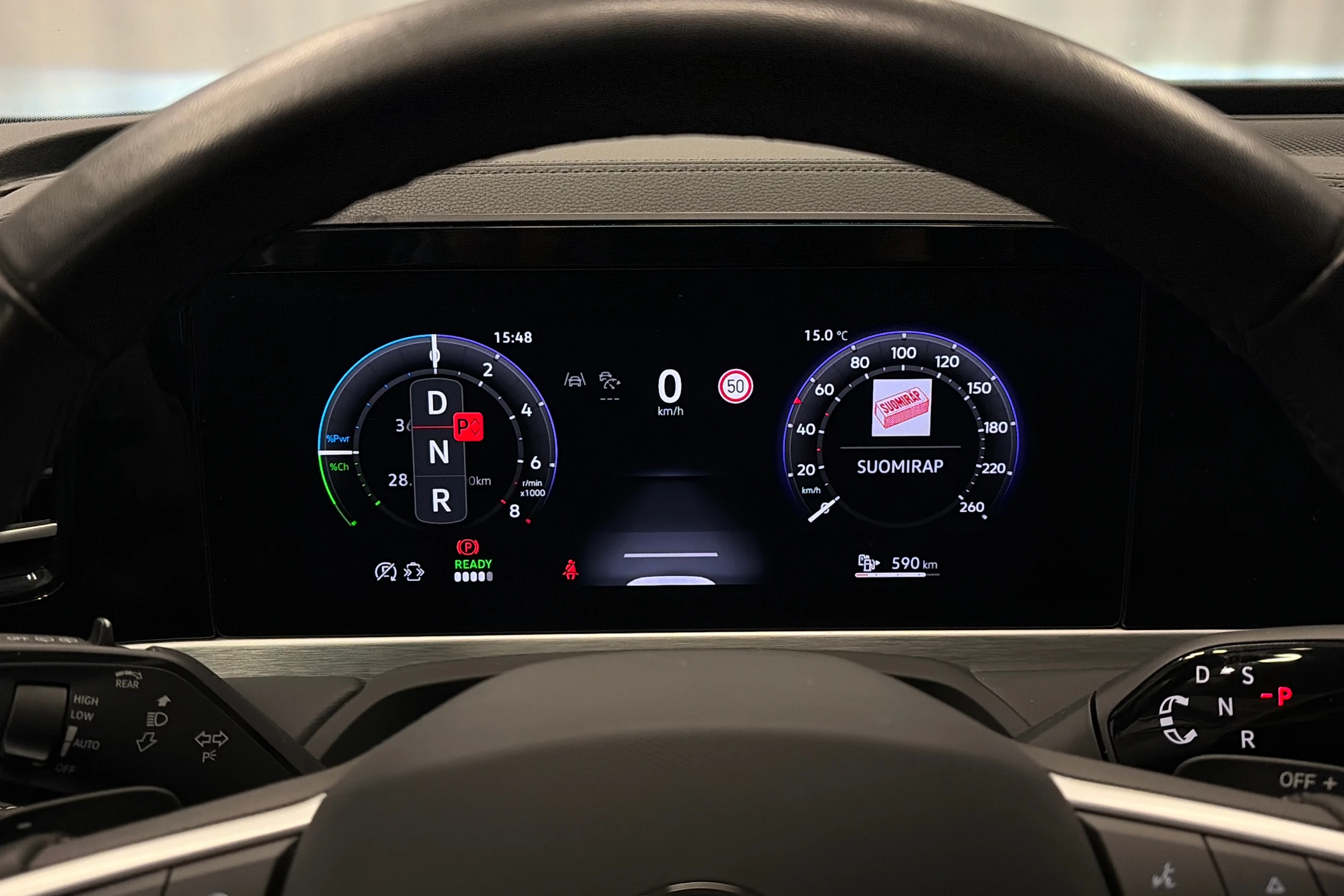 musta Volkswagen Passat 2025 kuva 17.