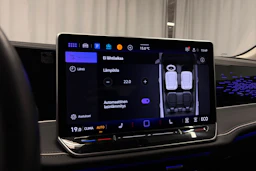 musta Volkswagen Passat 2025 kuva 21.