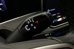 musta Volkswagen Passat 2025 kuva 32.