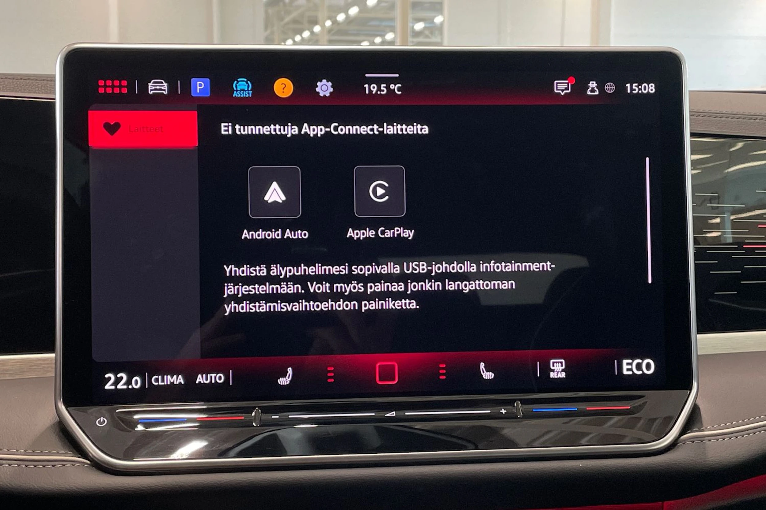 harmaa Volkswagen Passat 2025 kuva 22.