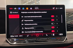 harmaa Volkswagen Passat 2025 kuva 23.
