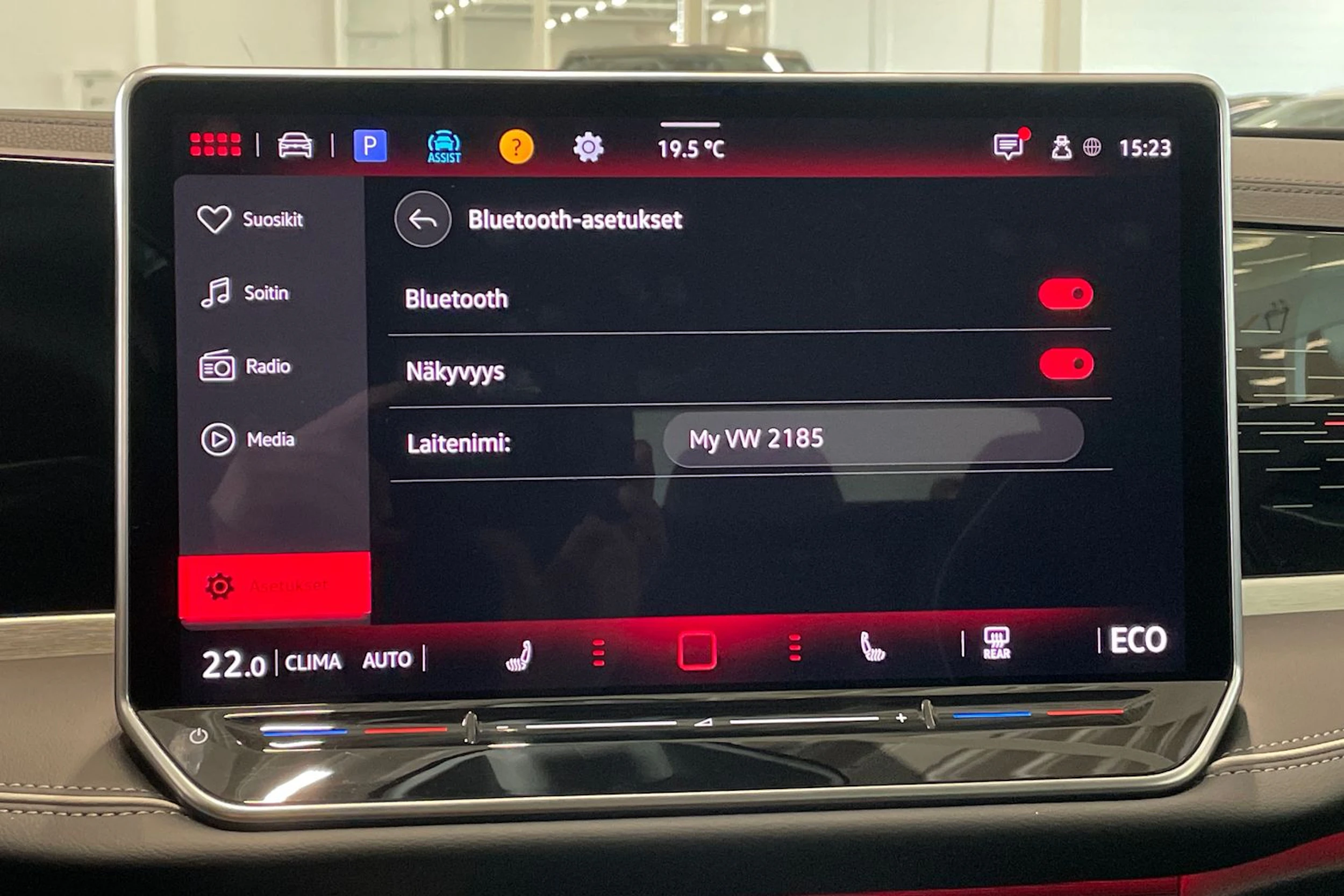 harmaa Volkswagen Passat 2025 kuva 31.