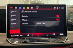 harmaa Volkswagen Passat 2025 kuva 31.