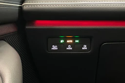 harmaa Volkswagen Passat 2025 kuva 33.