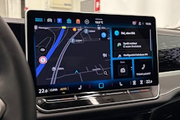 harmaa Volkswagen Passat 2025 kuva 23.