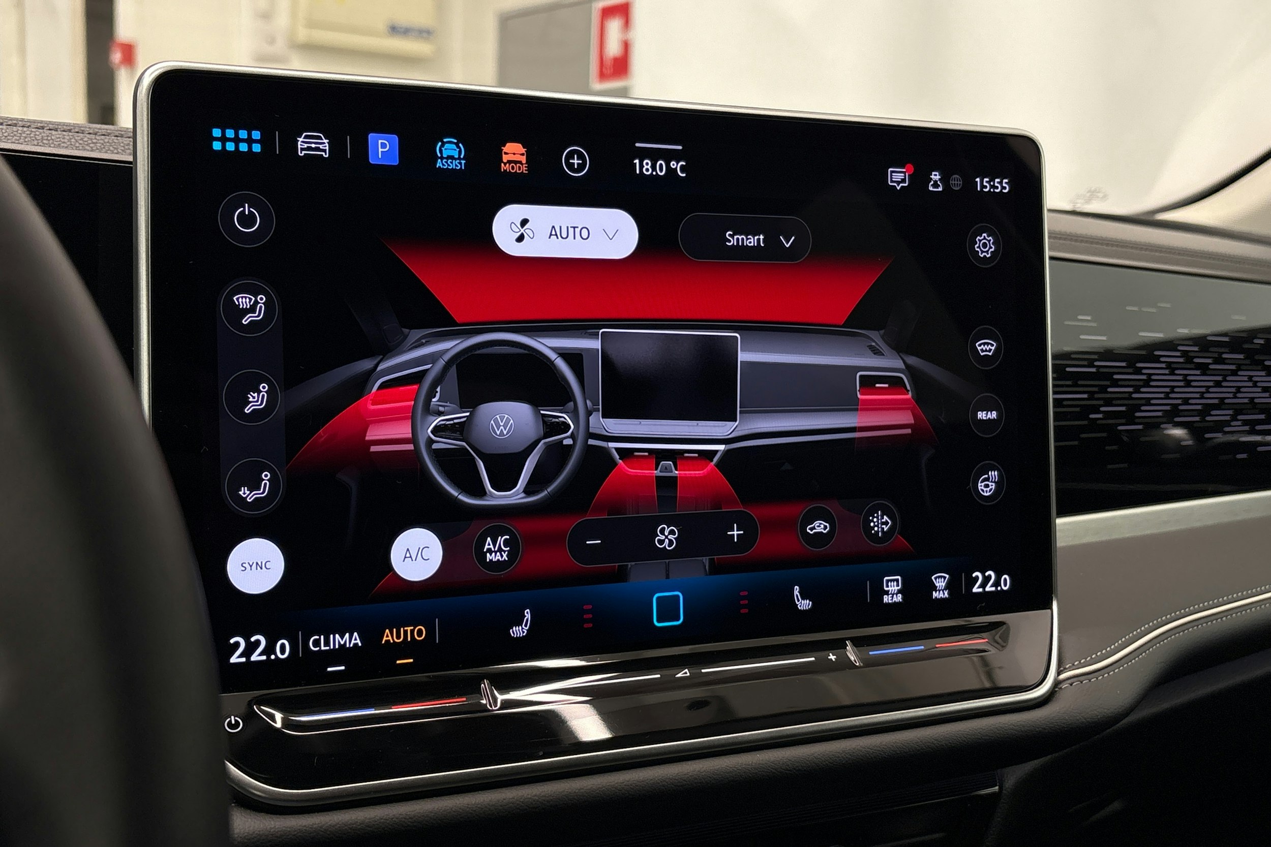 harmaa Volkswagen Passat 2025 kuva 28.