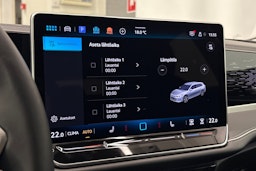 harmaa Volkswagen Passat 2025 kuva 29.