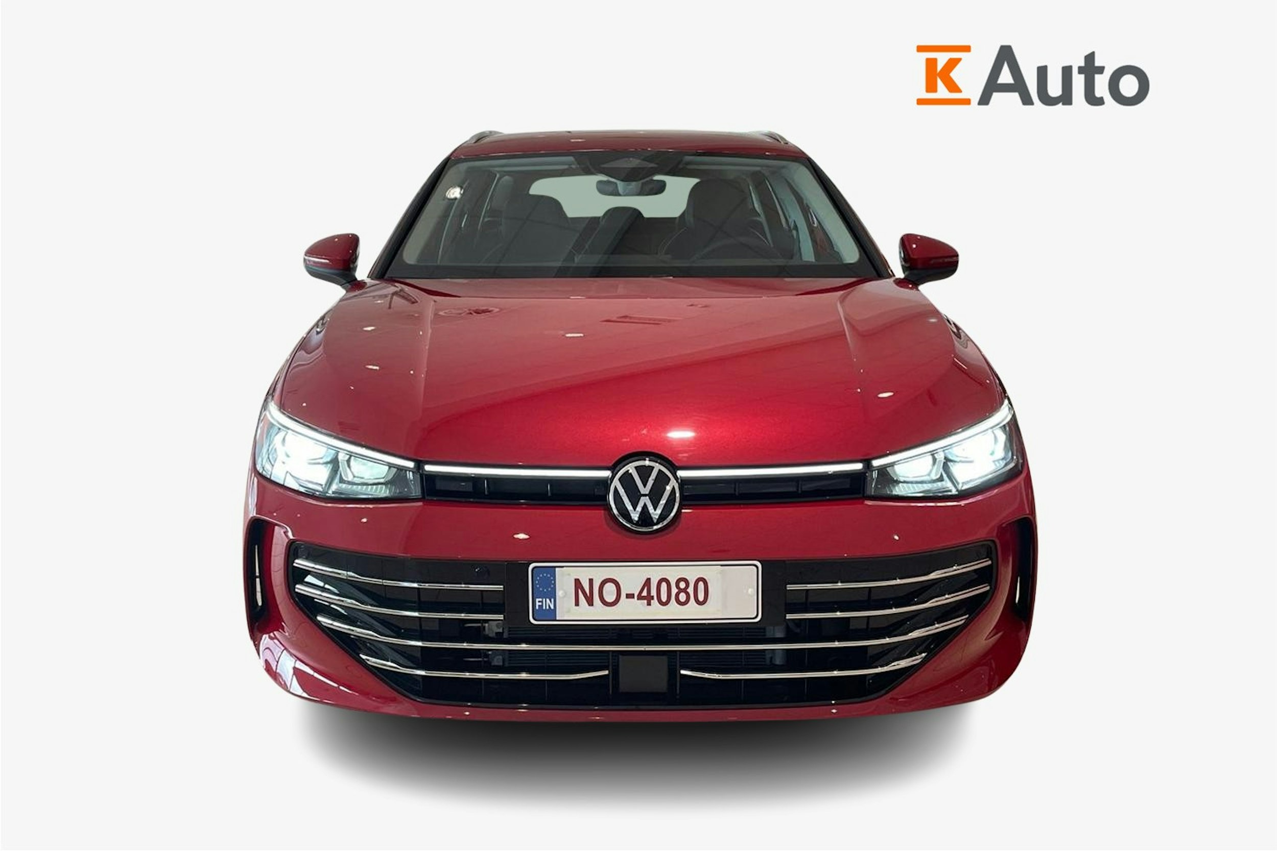 punainen Volkswagen Passat 2025 kuva 4.