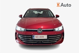 punainen Volkswagen Passat 2025 kuva 4.