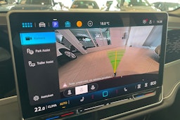 punainen Volkswagen Passat 2025 kuva 19.