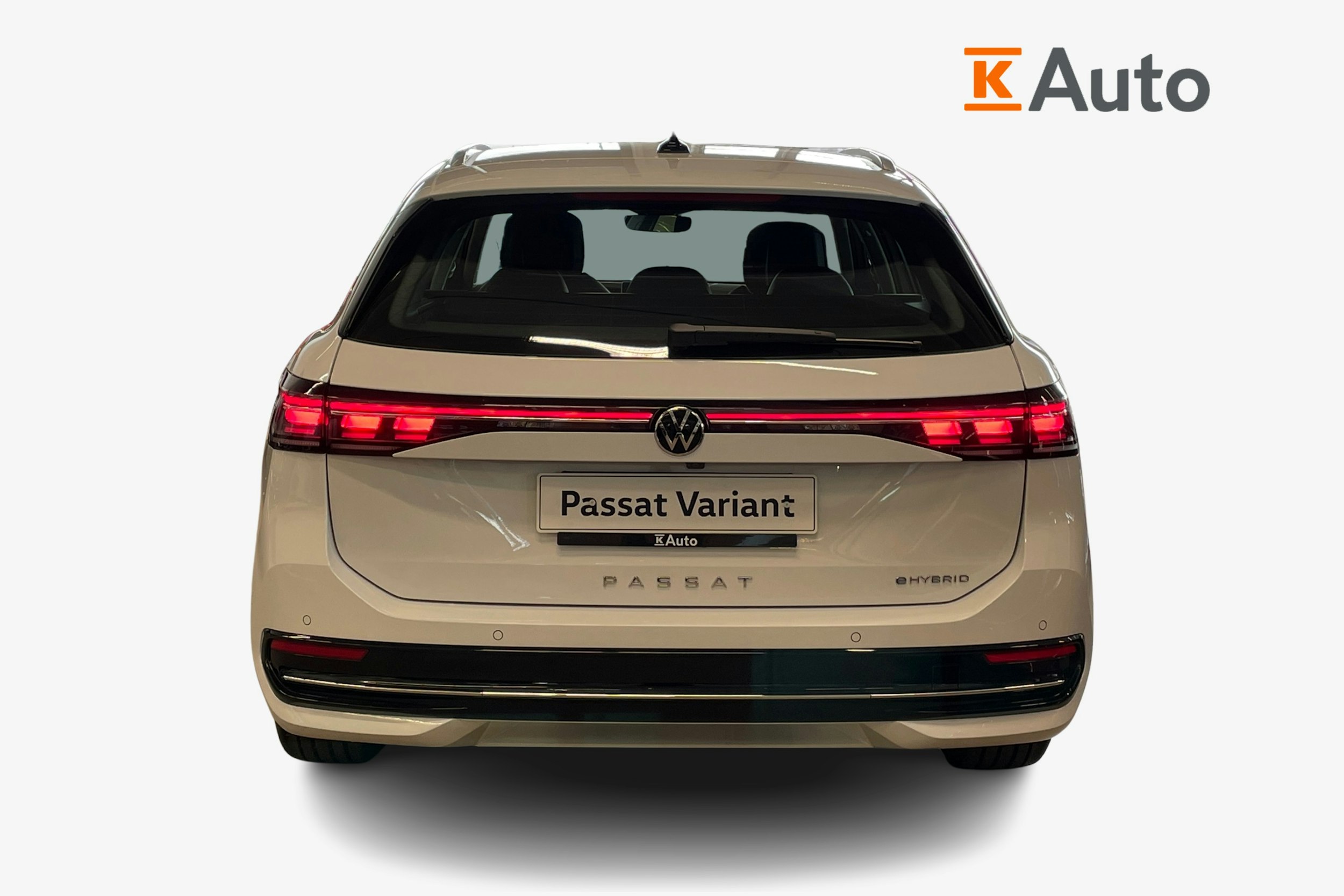 valkoinen Volkswagen Passat 2025 kuva 3.