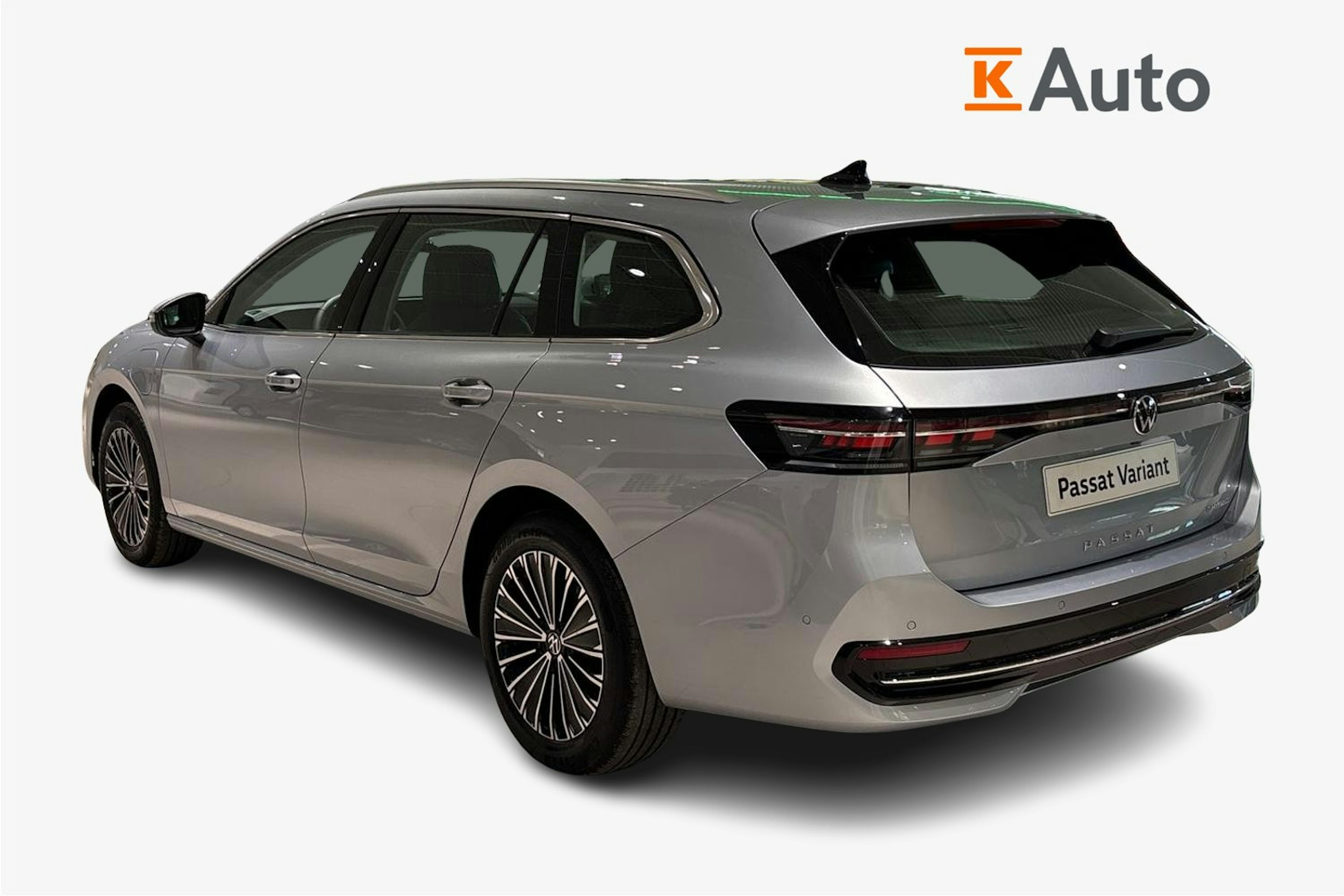 harmaa Volkswagen Passat 2025 kuva 2.