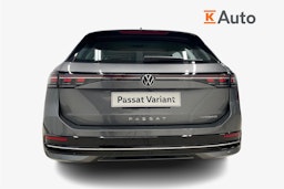 harmaa Volkswagen Passat 2025 kuva 3.