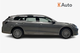 harmaa Volkswagen Passat 2025 kuva 5.