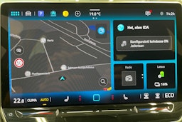 harmaa Volkswagen Passat 2025 kuva 12.