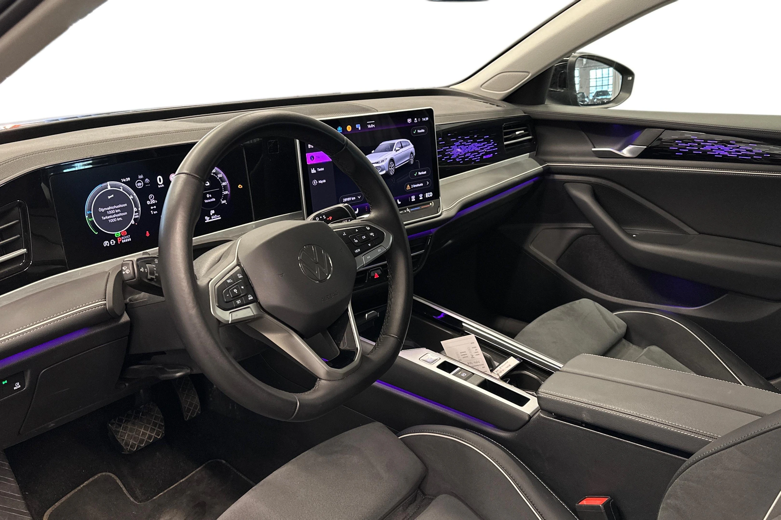 musta Volkswagen Passat 2025 kuva 3.