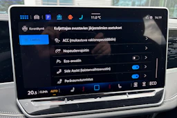 harmaa Volkswagen Passat 2025 kuva 15.
