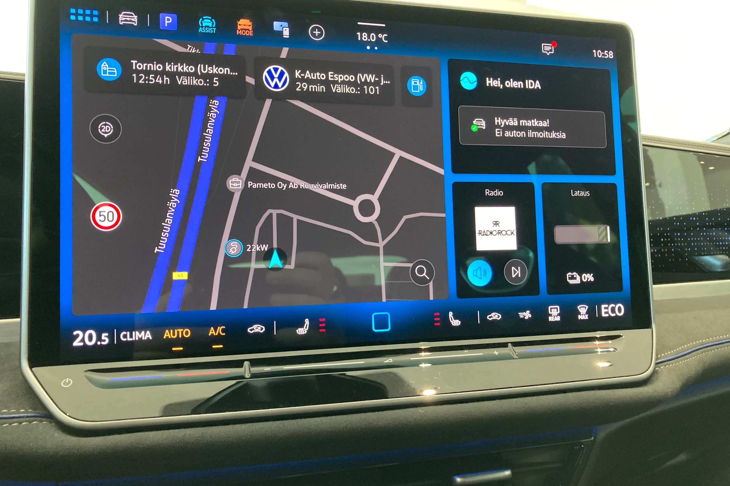 sininen Volkswagen Passat 2025 kuva 15.