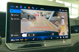 sininen Volkswagen Passat 2025 kuva 18.