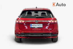 punainen Volkswagen Passat 2025 kuva 4.
