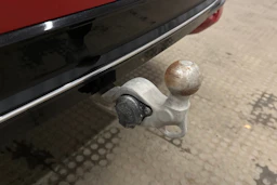 punainen Volkswagen Passat 2025 kuva 20.