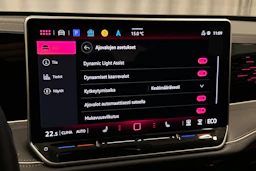punainen Volkswagen Passat 2025 kuva 37.